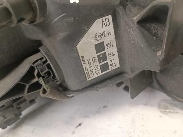 PHARE GAUCHE NISSAN - Vue 3